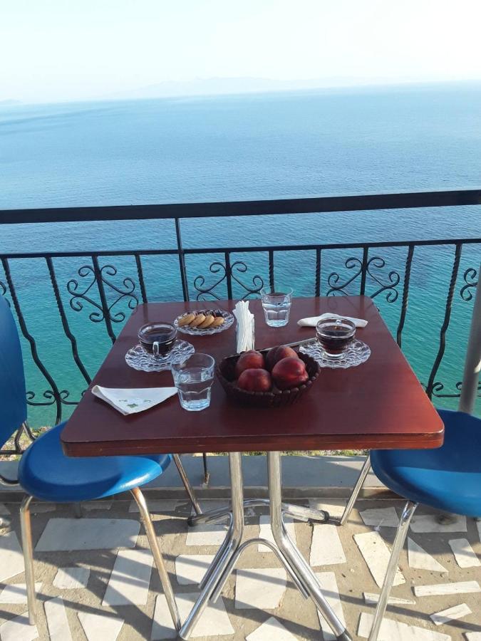 Odhisea Hotel Restaurant Qeparo Luaran gambar